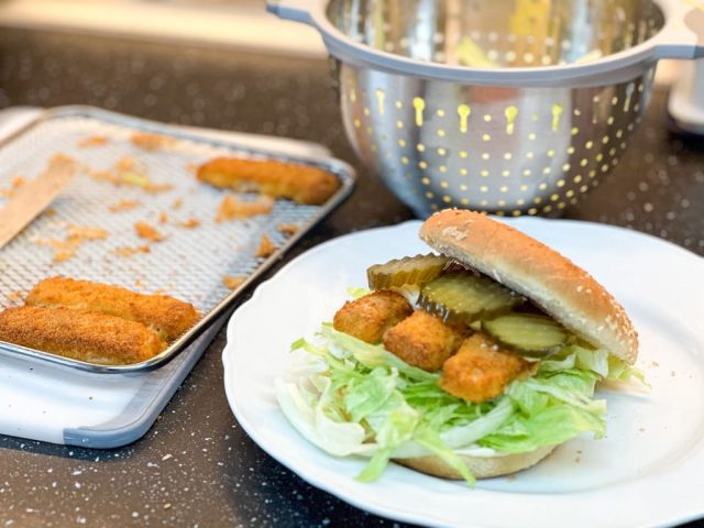 Fischstäbchen Burger