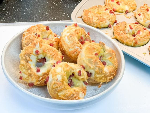 Käse-Schinken-Donuts